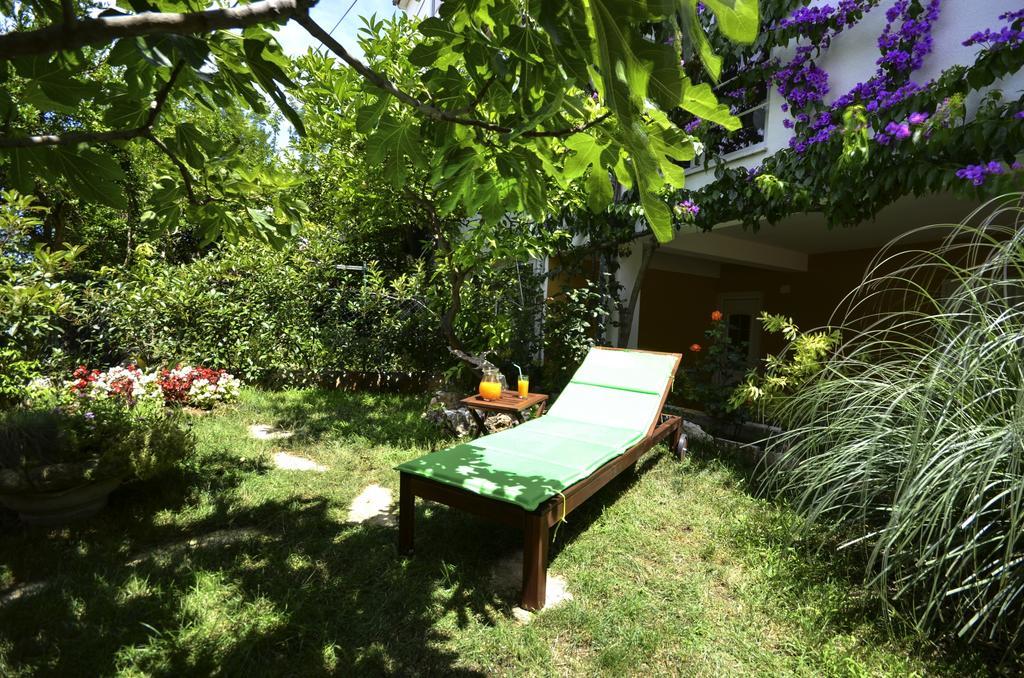 Apartments Ivan Makarska Esterno foto