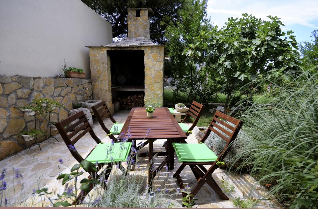 Apartments Ivan Makarska Esterno foto